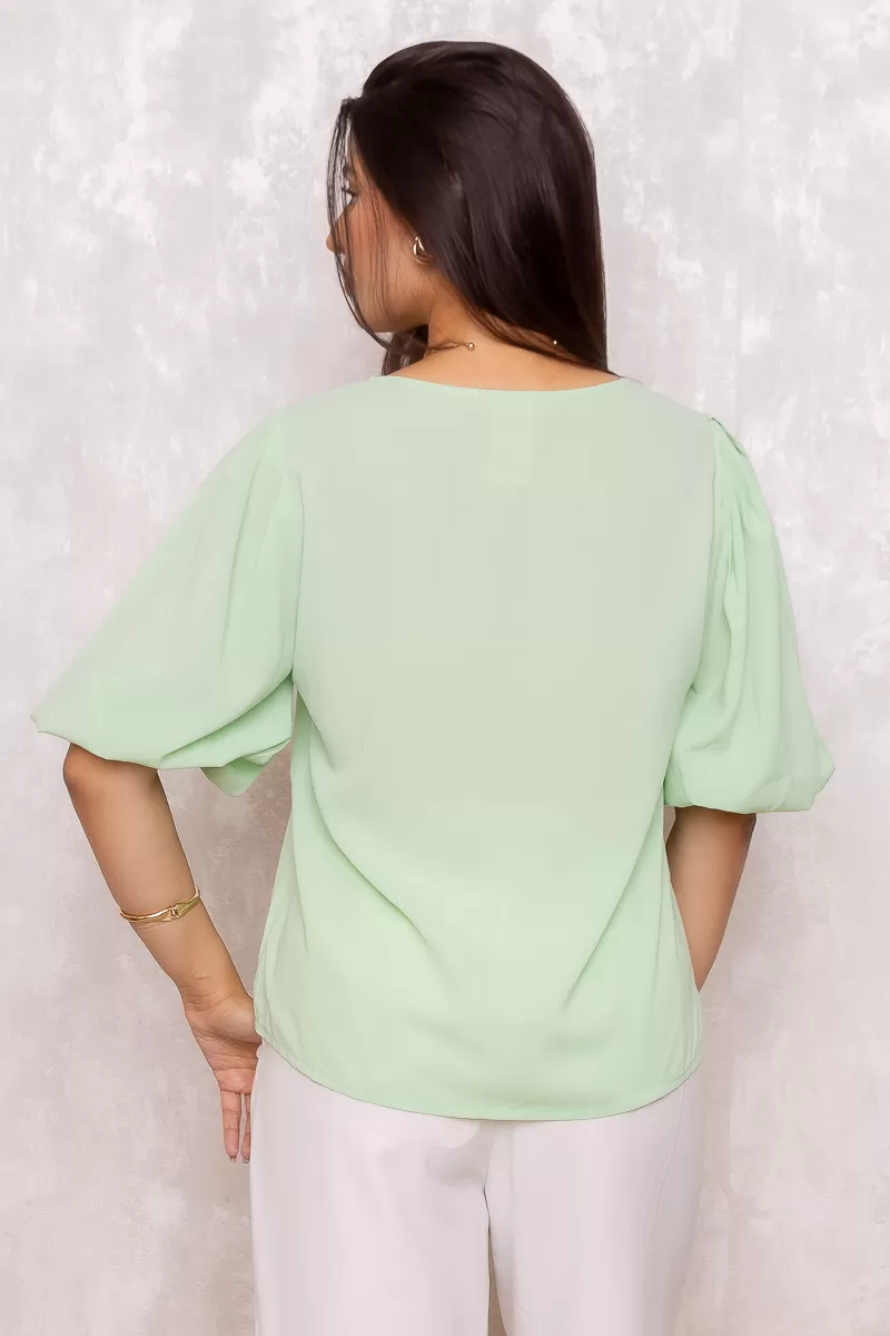 Innocence - Blusa Innocence Crepe Verde - 10698VERDE