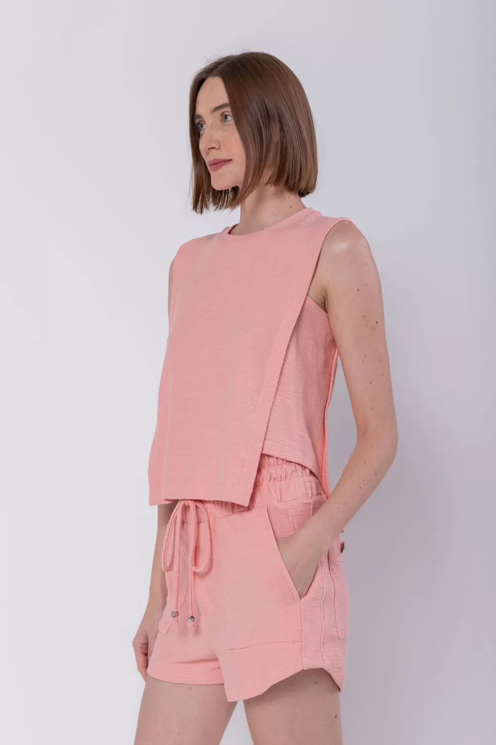 Hidrogênio - REGATA COM RECORTE LATERAL SALMÃO - 19810013