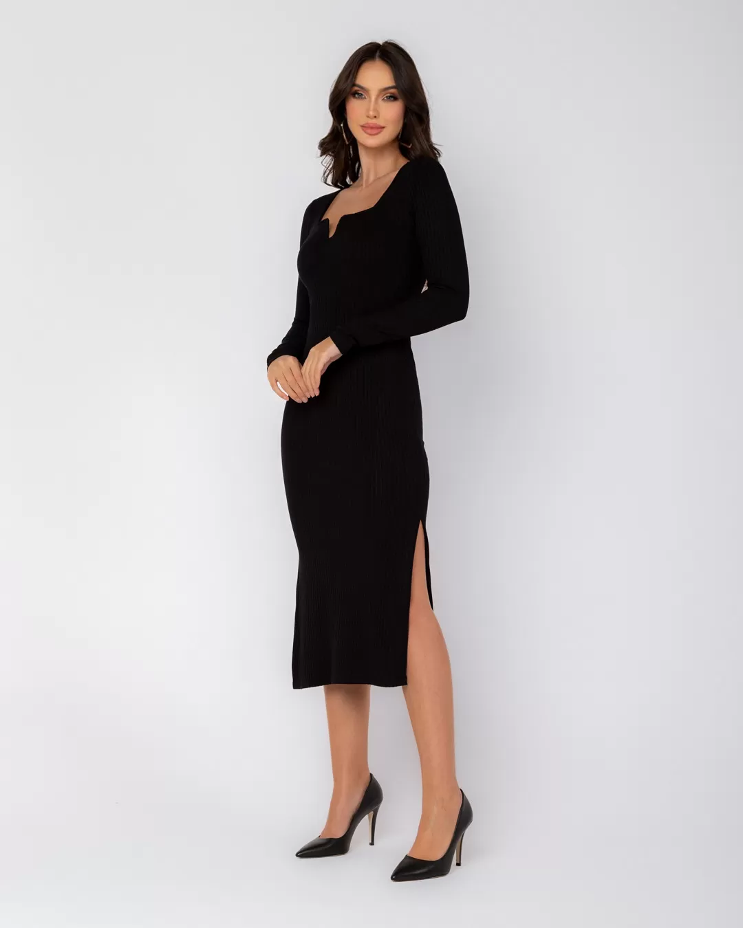 Miss Misses - Vestido Miss Misses Midi Com Fenda Preto - D0007PRETO