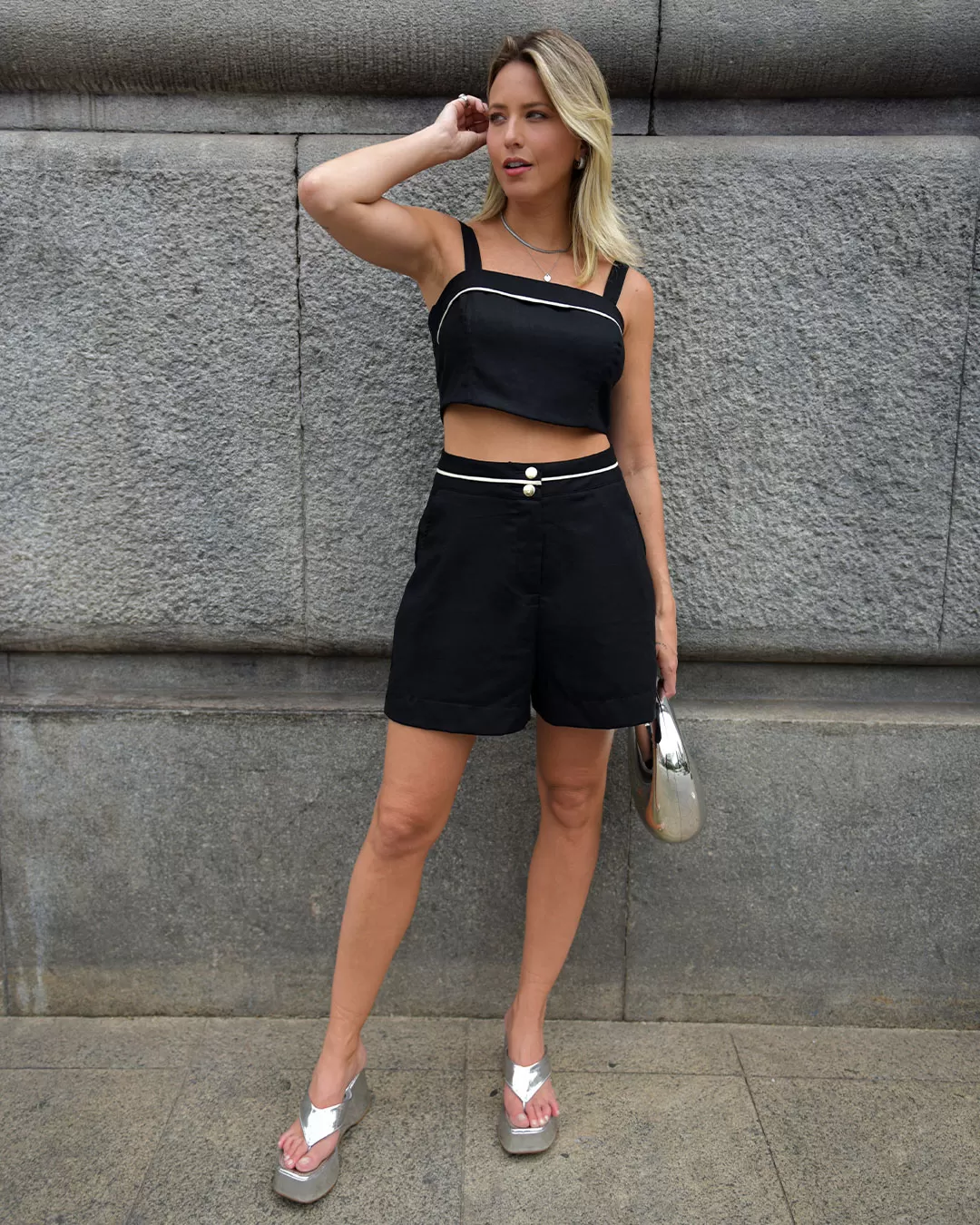 Miss Misses - Short Miss Misses Linho Com Detalhe Frizo Preto - 54189PRETO