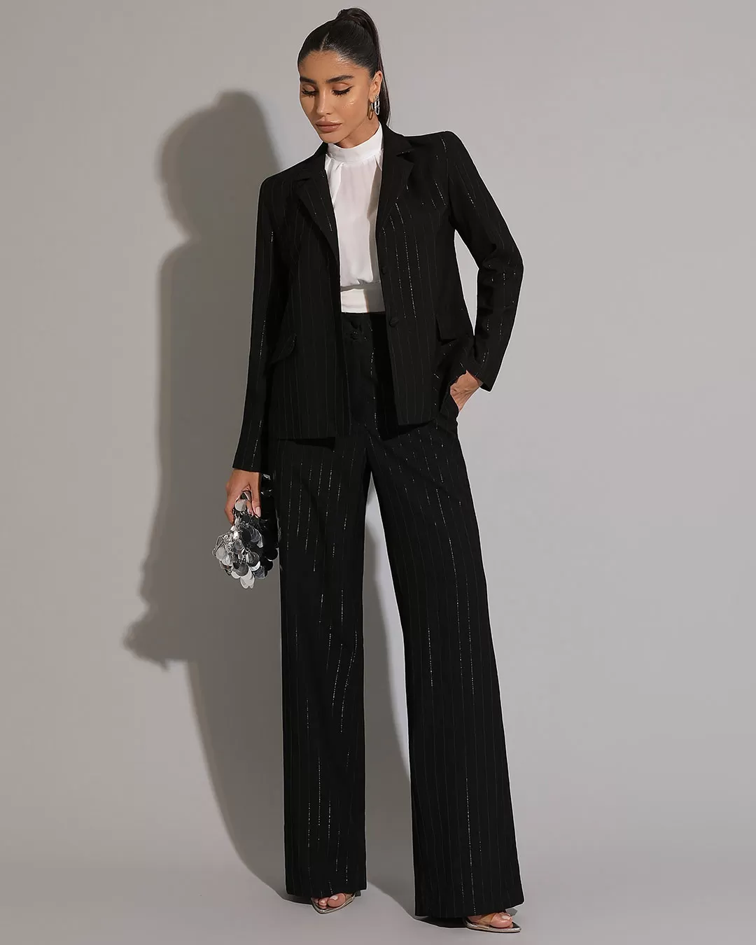 Miss Misses - Blazer Miss Misses Lurex Com Ombreiras e Botão Preto - 54219PRETO