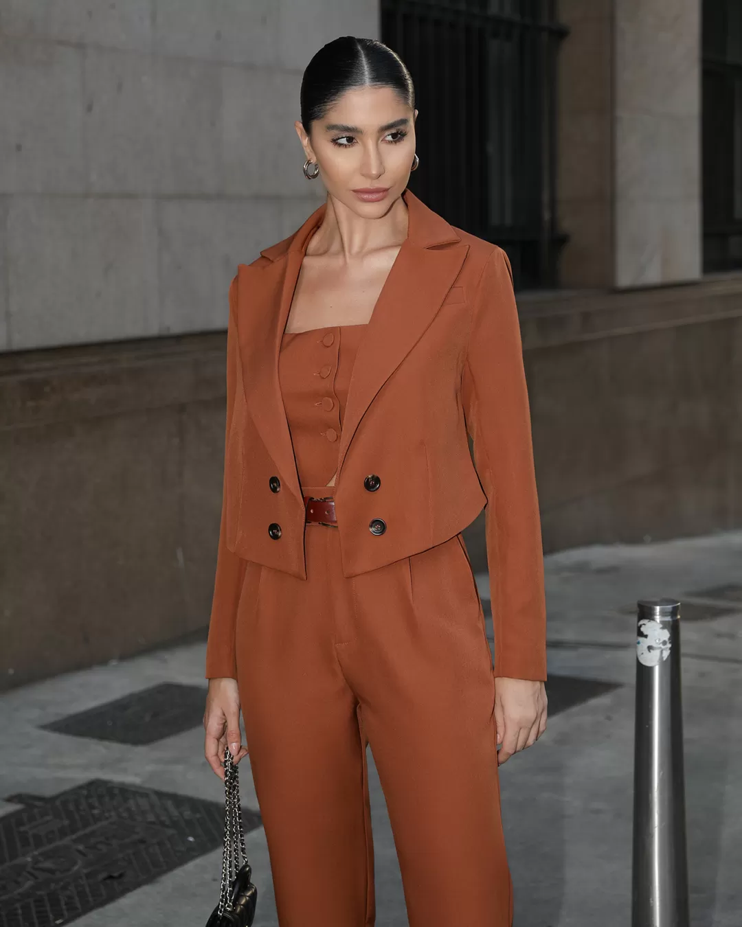 Dot Clothing - Blazer Cropped Dot Clothing Tailoring Beige - 2306BLBEGE