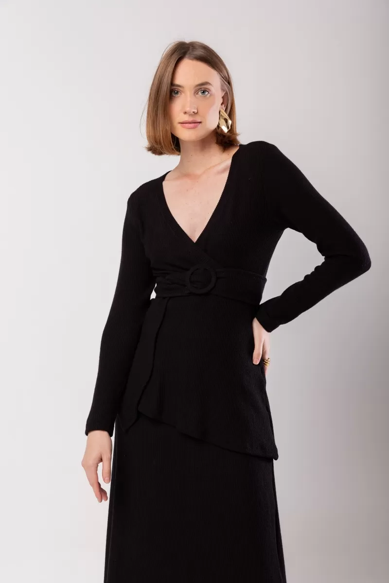 Hidrogênio - CONJUNTO SAIA EVASE MIDI E BLUSA COM CINTO PRETO - 20015001