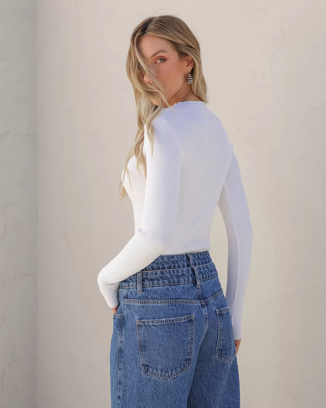 Dot Clothing - Blusa Dot Clothing Malha Canelada Offwhite - T194OFF