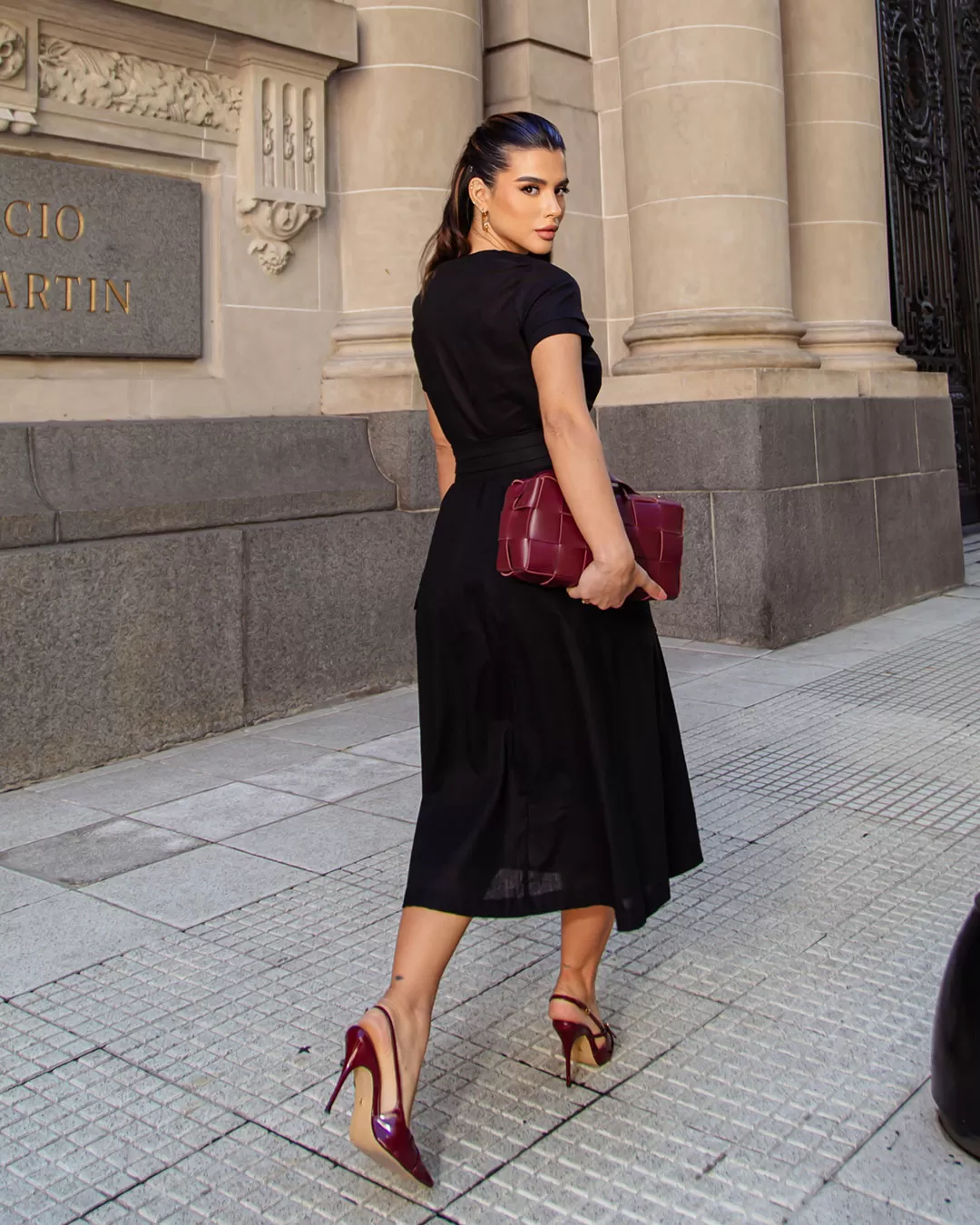 Miss Misses - Conjunto Miss Misses Blusa e Saia Midi Linho Preto - 54238PRETO