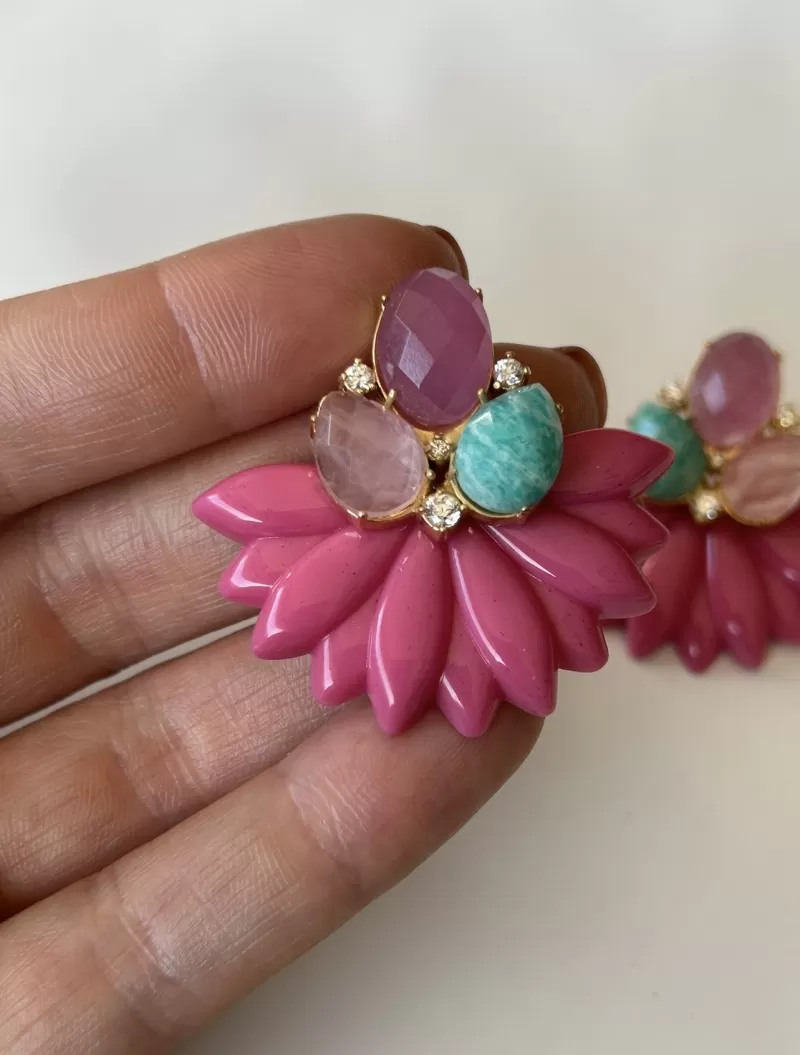 Mikabe - Brinco Festa Resina Rosa com Pedras Naturais - MK1791