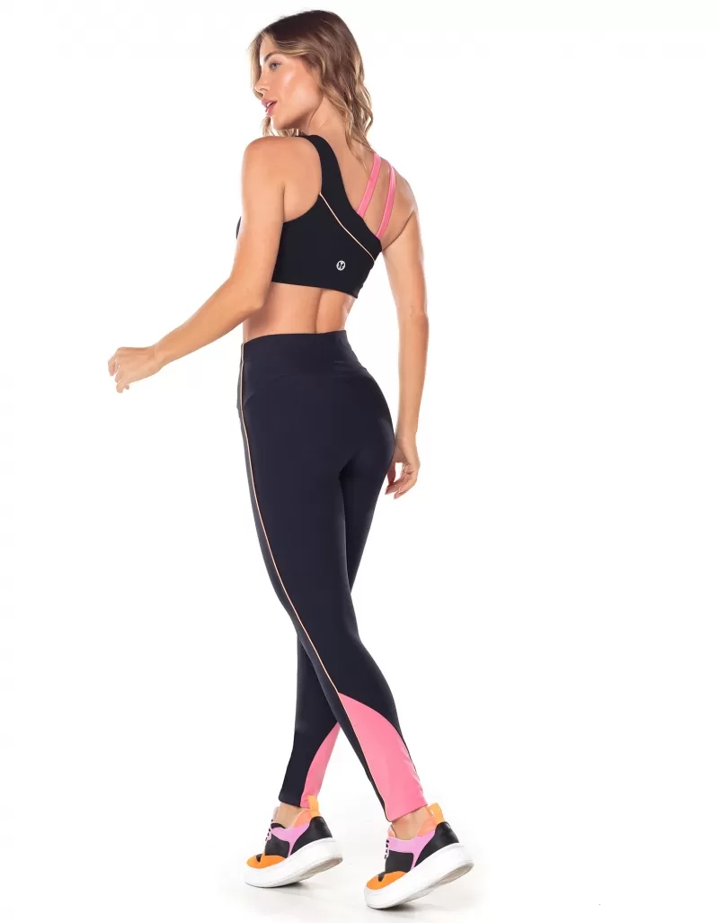 Vestem - Top Assimétrico Astra Preto - TOP1085.V25.C0002