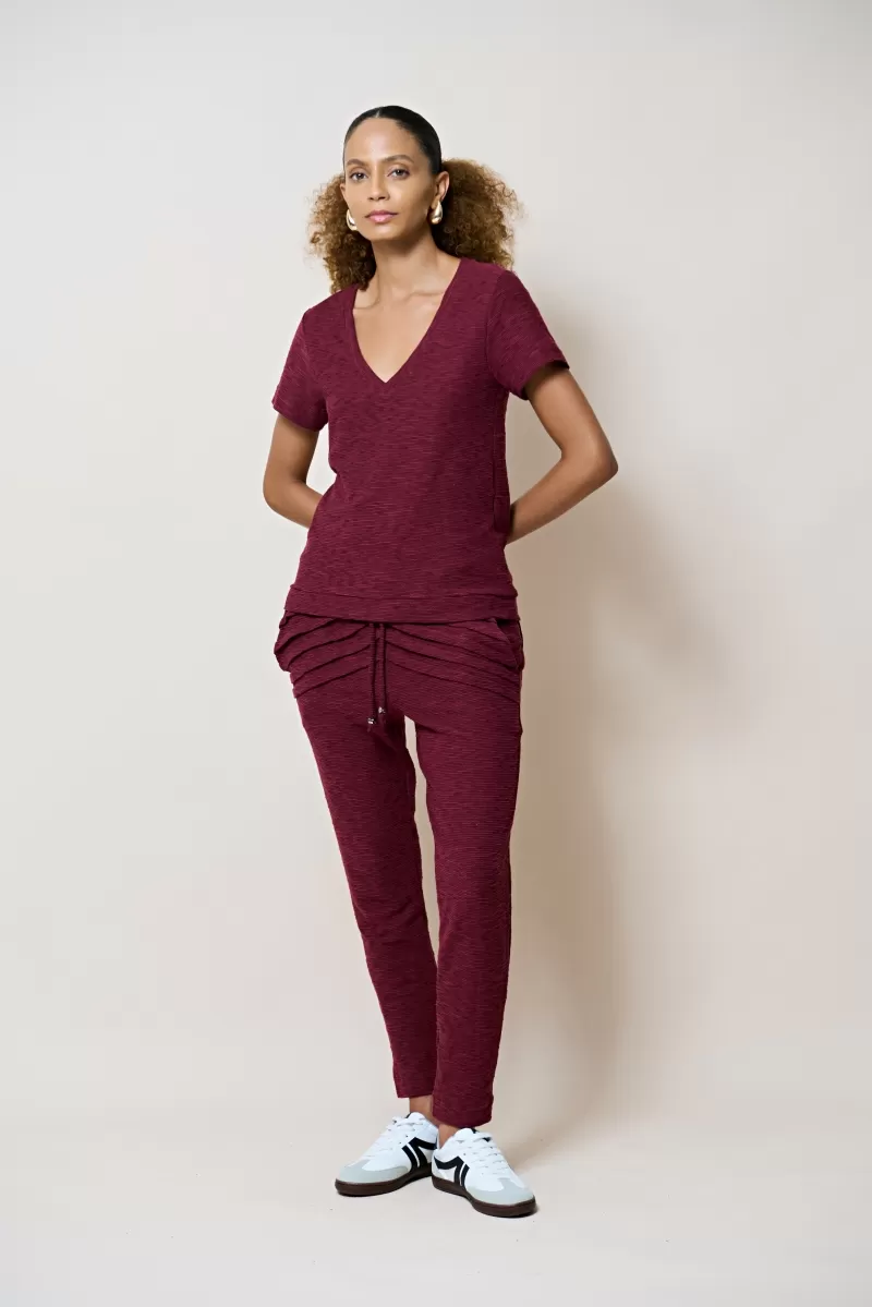 Hidrogênio - CALÇA MOLETOM JOGGER C/ PREGAS MARIANA VINHO - 18448043