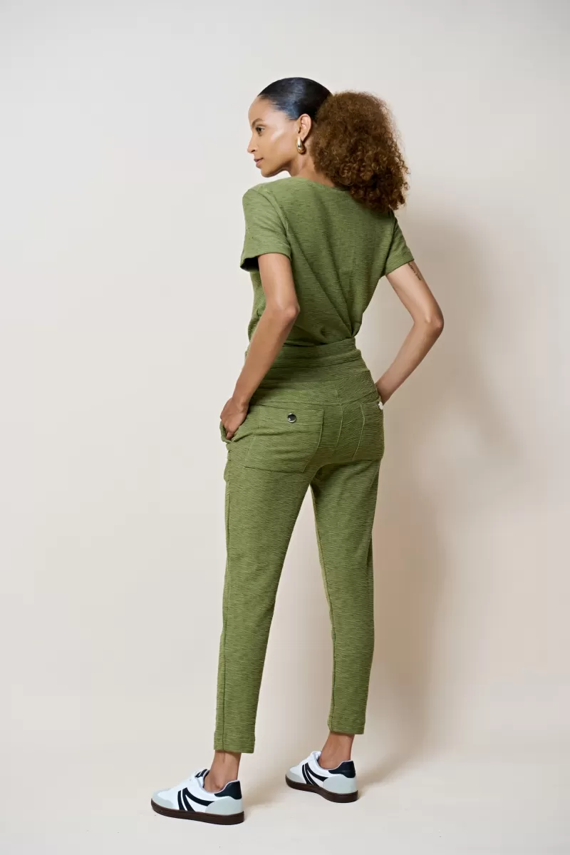 Hidrogênio - CALÇA MOLETOM JOGGING DE PREGAS MARIANA VERDE MUSGO - 18448046