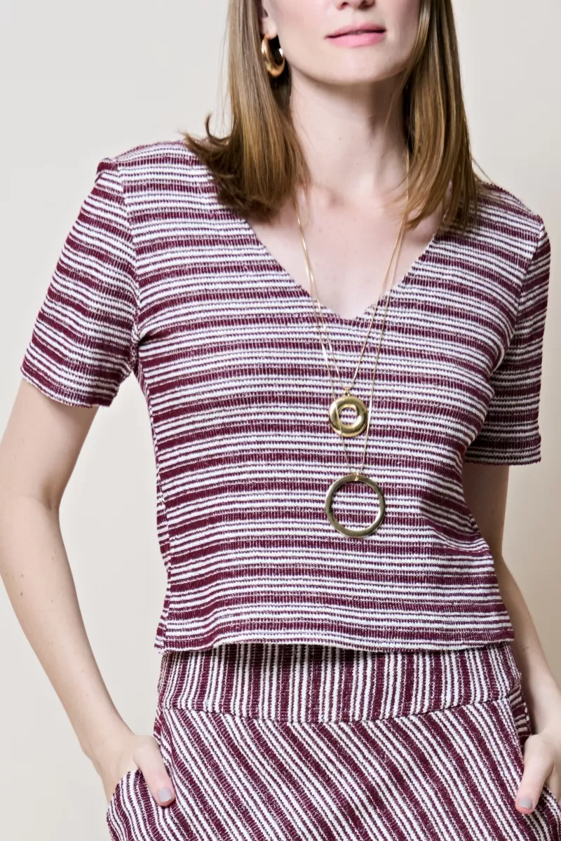 Hidrogênio - BLUSA DECOTE V A FIO VINHO - 20306043