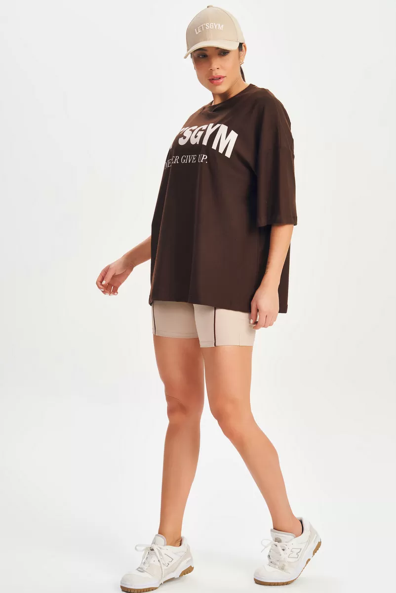 Lets Gym - Camiseta Oversized Never Give Up Coffee - 2696CF