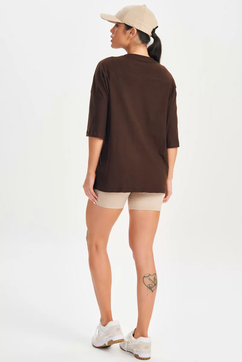 Lets Gym - Camiseta Oversized Never Give Up Coffee - 2696CF