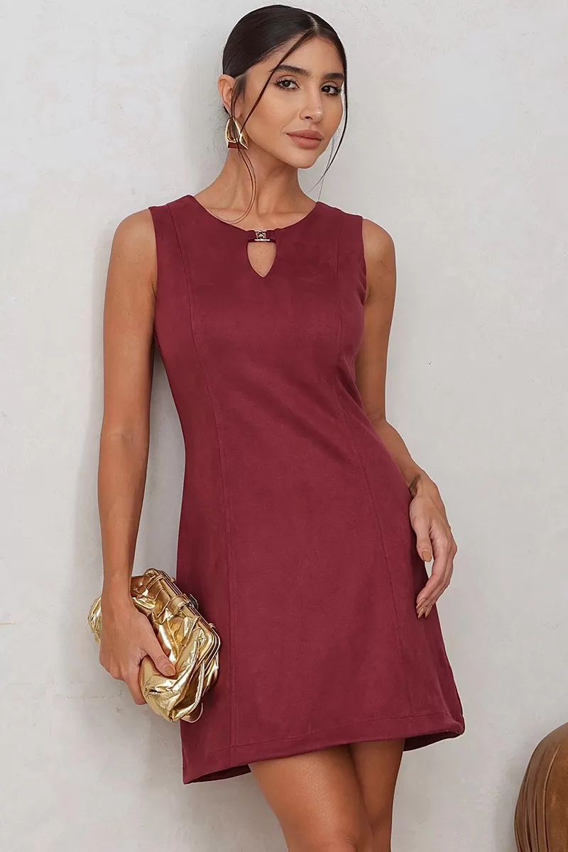 Miss Misses - Vestido Janete Tubinho Curto Detalhe Metal C/Ziper Bordo - 54548006