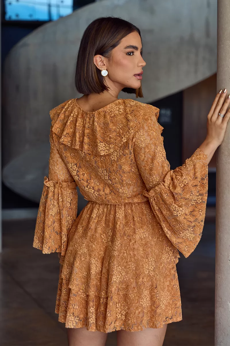 Dot Clothing - Vestido Curto Dot Clothing Rendado Mostarda - 2705AMARELO