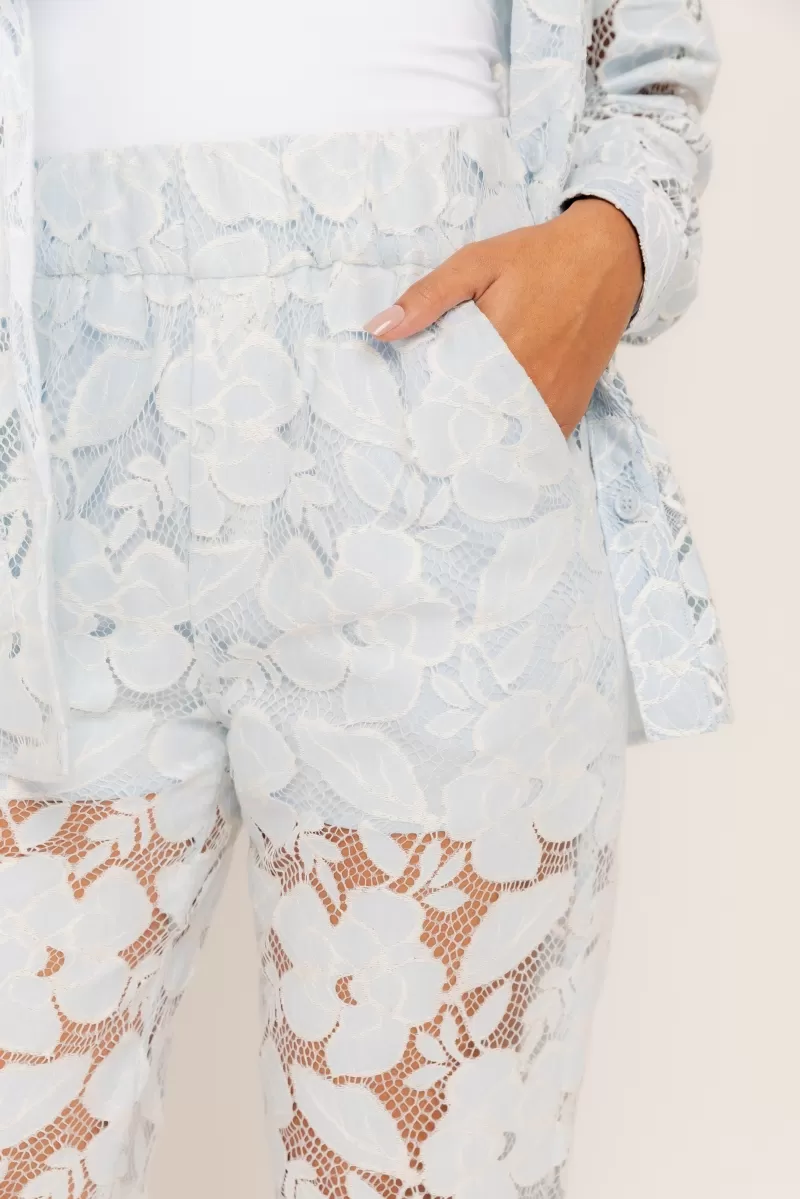 Hidrogênio - CARROT PANTS IN BABY BLUE ANGELICA LACE - 20481111