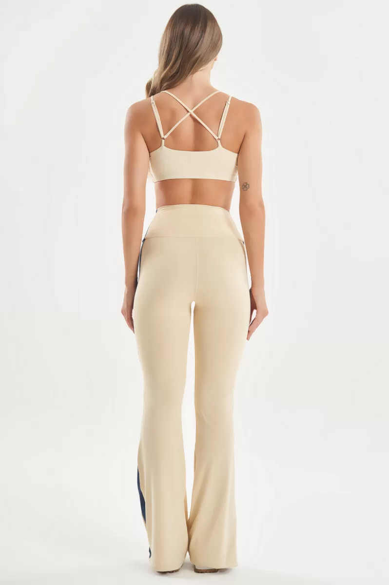 Lets Gym - Calça Flare Soft Balance Manteiga - 2768MT