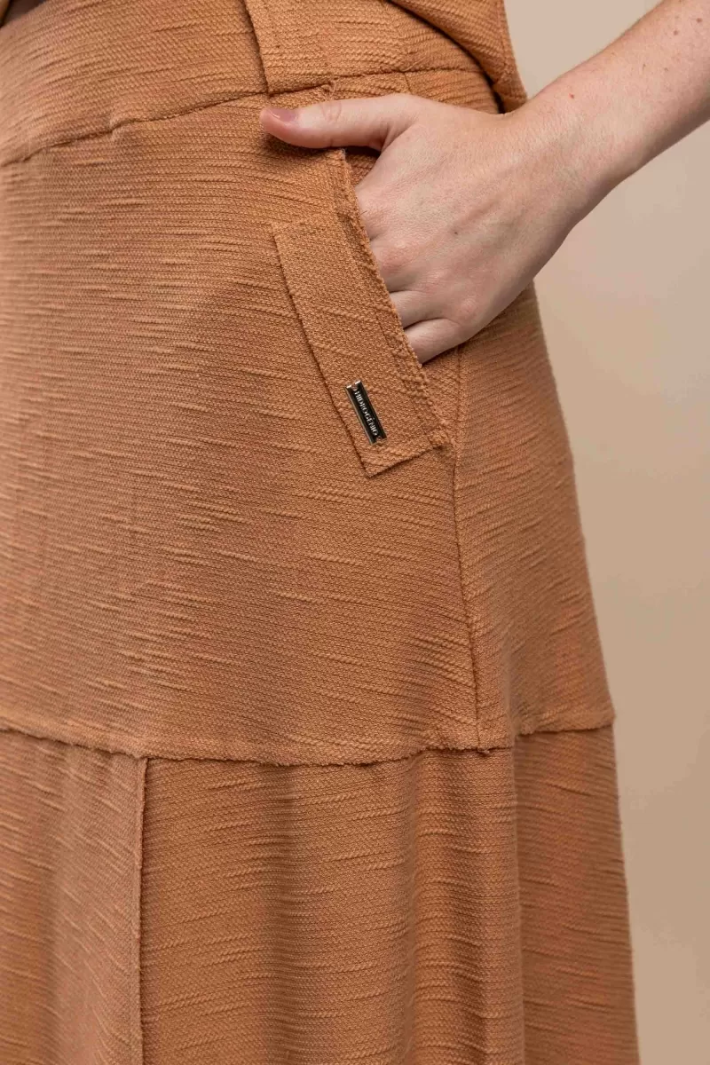 Hidrogênio - SAIA MOLETOM EVASE MIDI A FIO CAMELO - 19805039