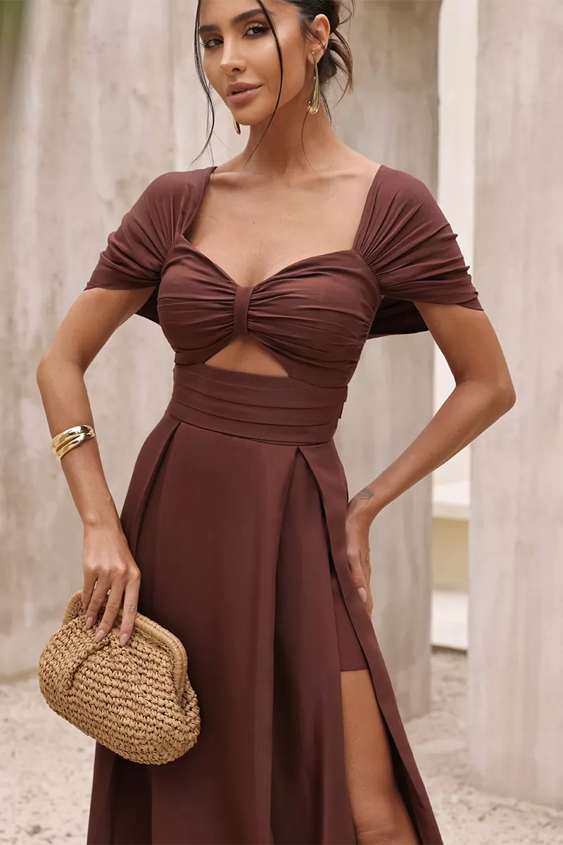 Dot Clothing - Vestido Dot Clothing Acetinado C/ Fenda Marrom - 2797MARROM