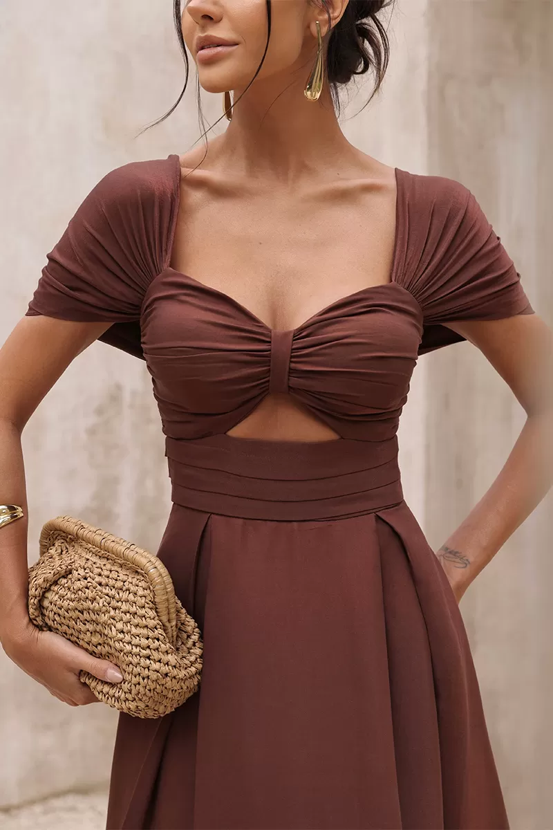 Dot Clothing - Vestido Dot Clothing Acetinado C/ Fenda Marrom - 2797MARROM