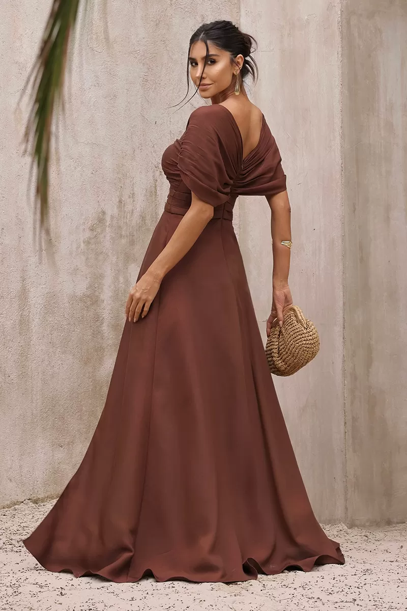 Dot Clothing - Vestido Dot Clothing Acetinado C/ Fenda Marrom - 2797MARROM