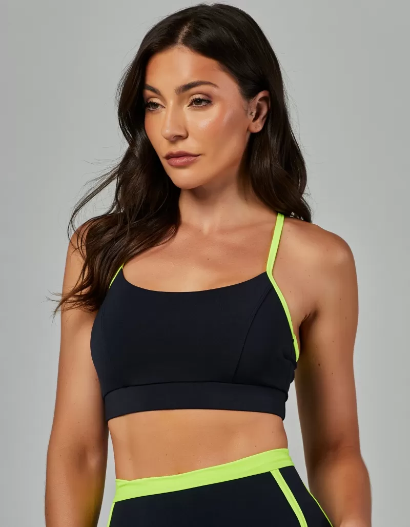 Vestem - Movement Black Medium Support Top - TOP1174.V26.C0002