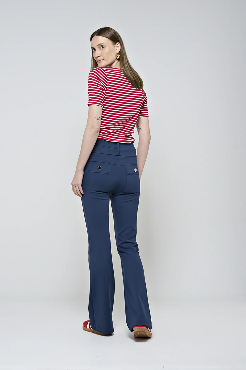 Hidrogênio - CALÇA FLARE COM BOLSOS E PREGAS ROSANA MARINHO - 19481004