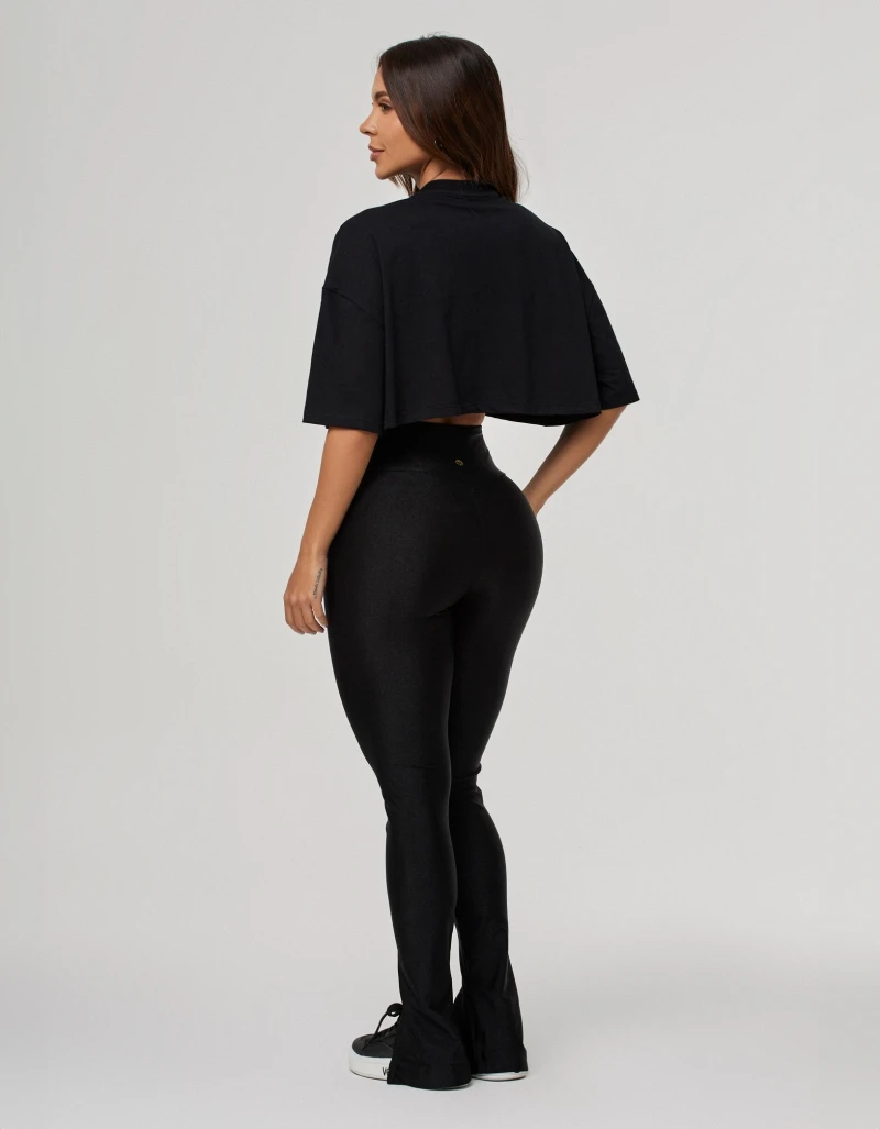 Vestem - Camiseta Cropped Feminina Legacy Preto - BMC832.PE.C0002