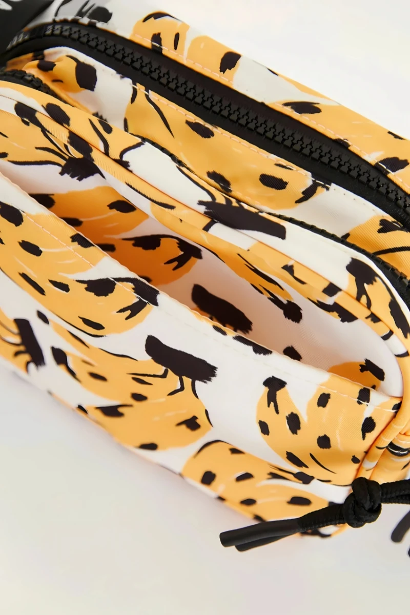 FARM - Hand Bag Chamego Bossa Banana - 78325998