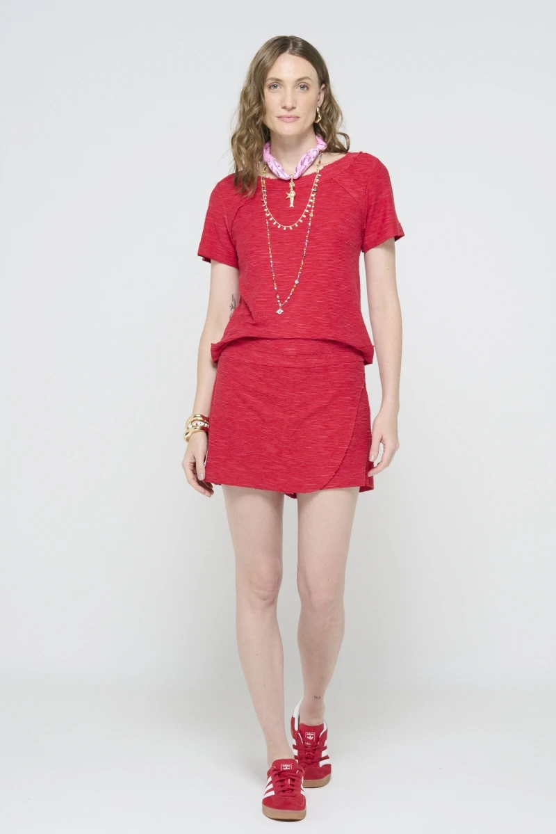 Hidrogênio - CAMISETA MOLETOM C/ RECORTES A FIO VERMELHO - 20591008