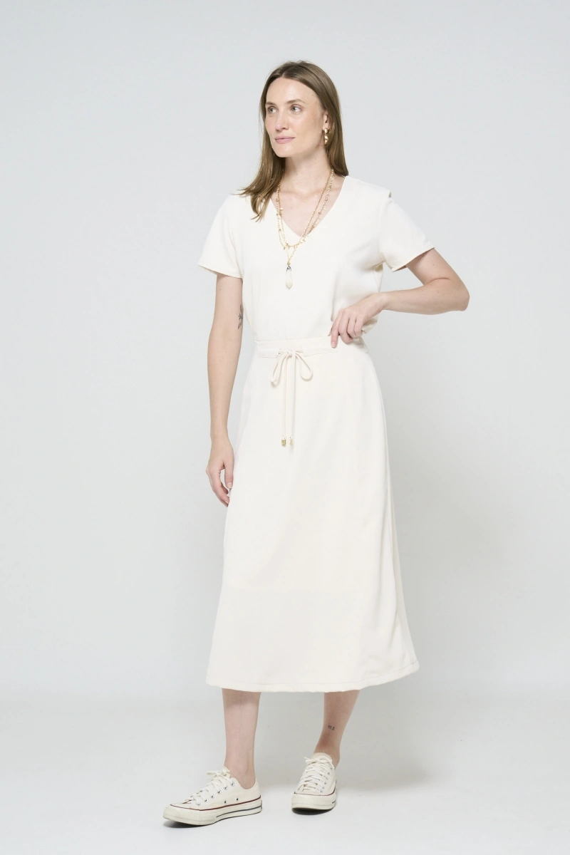 Hidrogênio - Semi-A-line skirt with cream drawstring. - 20488016