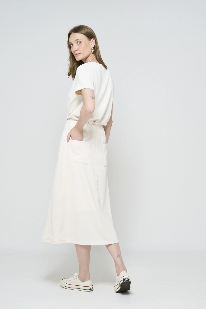 Hidrogênio - Semi-A-line skirt with cream drawstring. - 20488016