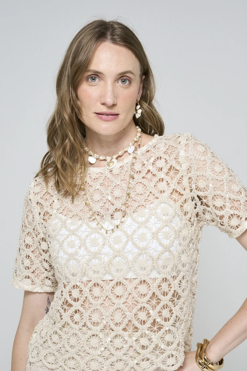 Hidrogênio - BLUSA RENDA COM PAETE E MIÇANGAS NATURAL - 20608182