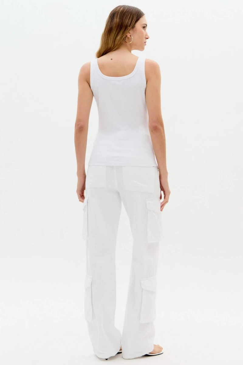 LANÇA PERFUME - Regata Canelada com Pingente Lança Perfume - 1179