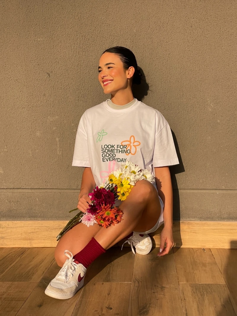 Salma - TShirt Classic Fit Better Days Branco - SALTSHIRT5BRA