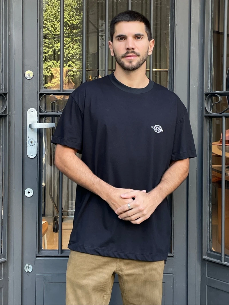 Salma - TShirt Classic Fit To Viajando Preto - SALTSHIRT8PRE