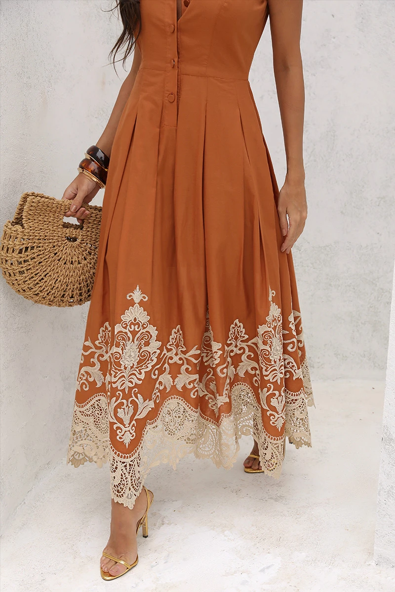 Dot Clothing - Vestido Dot Clothing Cora Longuete Barra Bordado Terracota - 2896MARROM