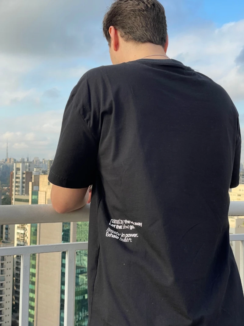 Salma - TShirt Classic Fit Namastay Preto - SALTSHIRT7PRE