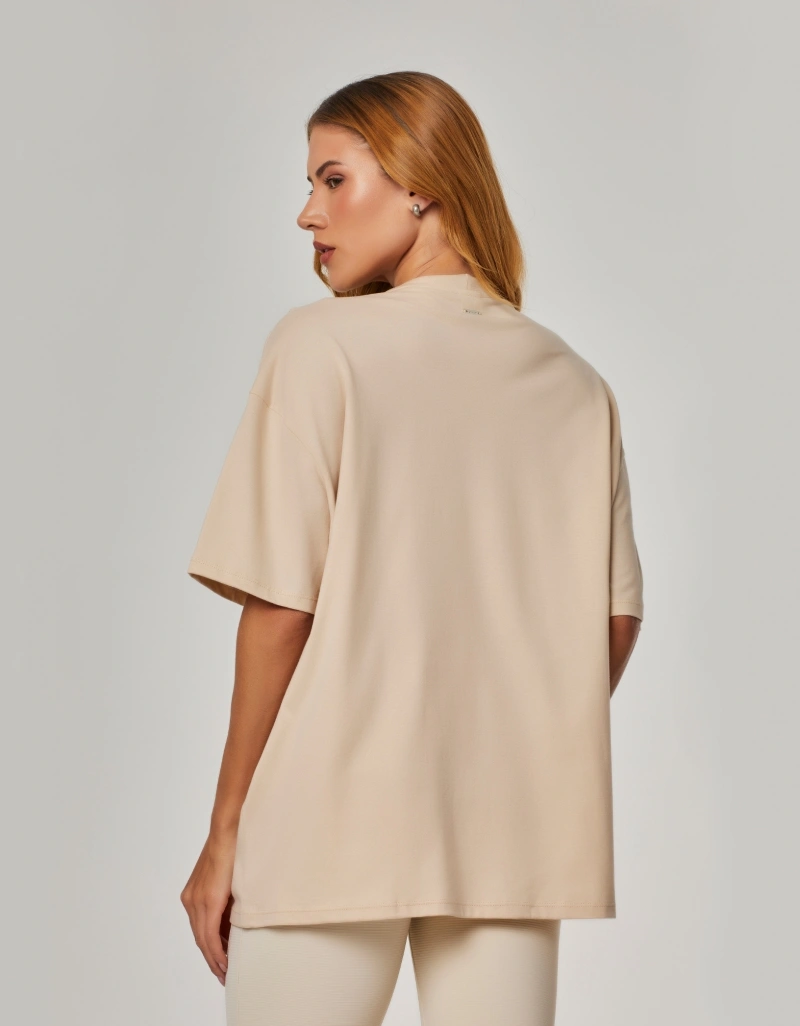 Vestem - Camiseta Oversized com Silk Vestem Club Bege Marfim - BMC859.NY.C0696