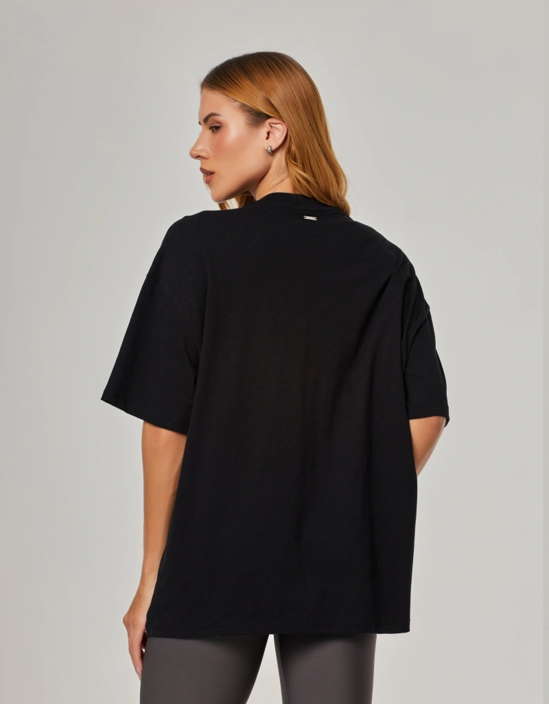 Vestem - Camiseta Oversized com Silk Própria História Preto - BMC861.NY.C0002