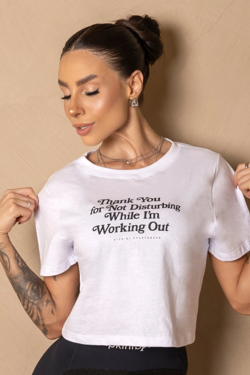 Hipkini - Blusa Cropped fitness Wellness Branca com silk - 33331525