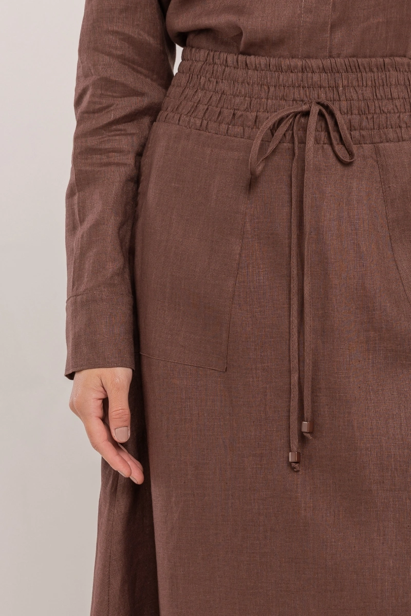 Hidrogênio - A-line midi skirt, 100% linen, chocolate color. - 19800032