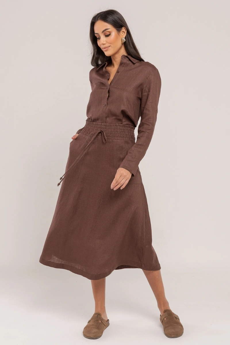 Hidrogênio - A-line midi skirt, 100% linen, chocolate color. - 19800032