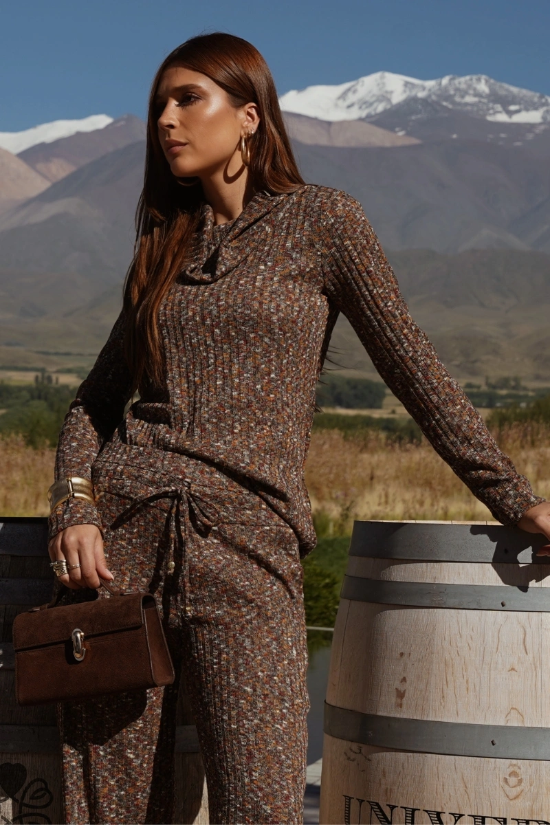 Hidrogênio - BLUSA GOLA DOBRADA BORDO - 20696097