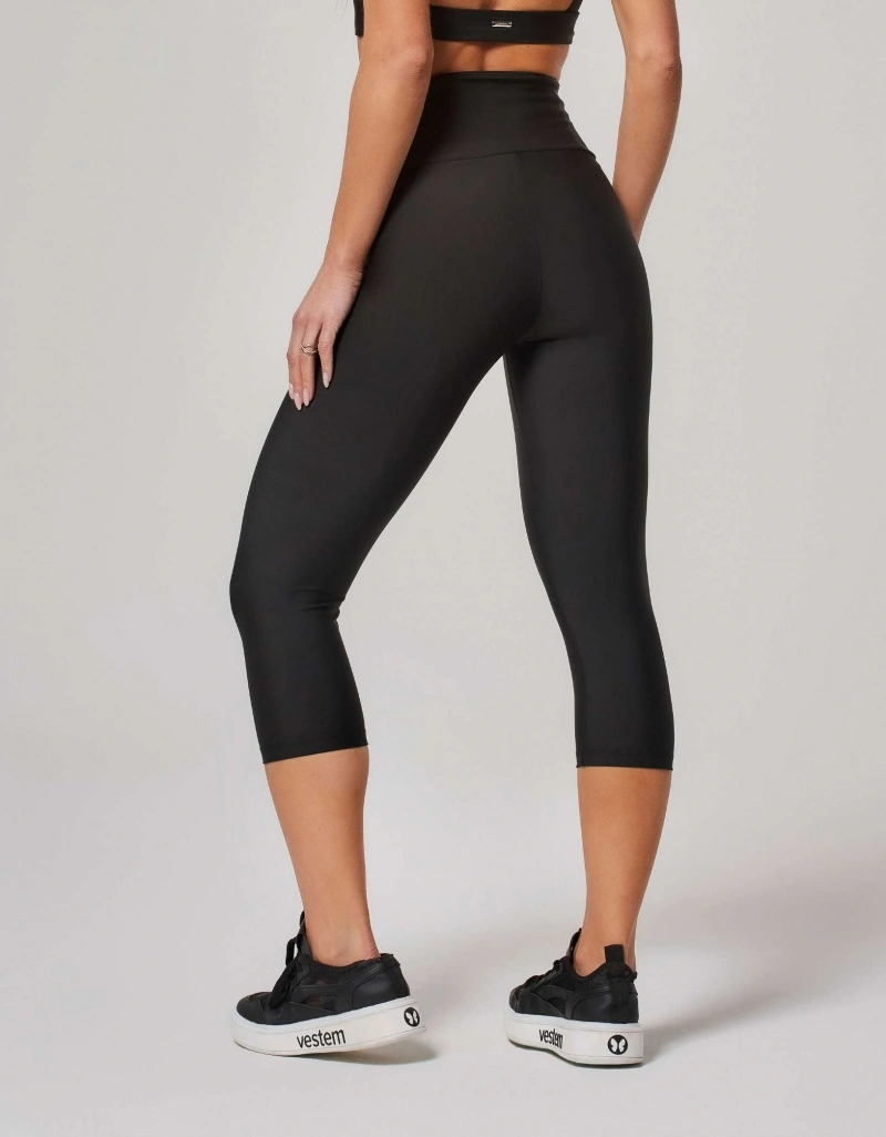 Vestem - Leggingss Corsario Shape Up Sense Black - COR18.ESS.C0002