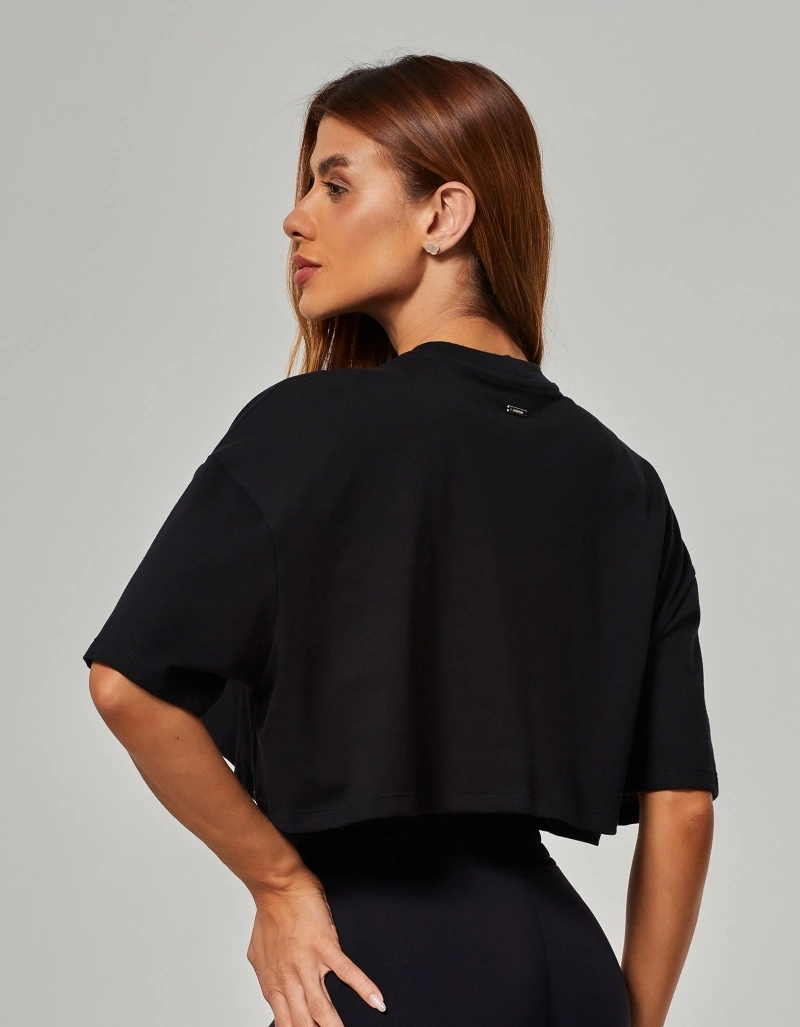 Vestem - Cropped T-Shirt Wear Black Embossing - BMC839.O26.C0002