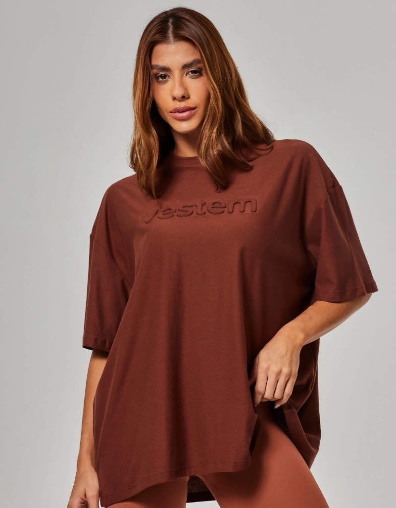 Vestem - Camiseta Oversized Vestem Embossing Marrom Sépia - BMC853.O26.C0697
