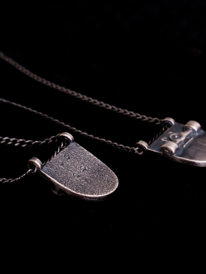 Salma - Escapulário Skate - SALMESSK