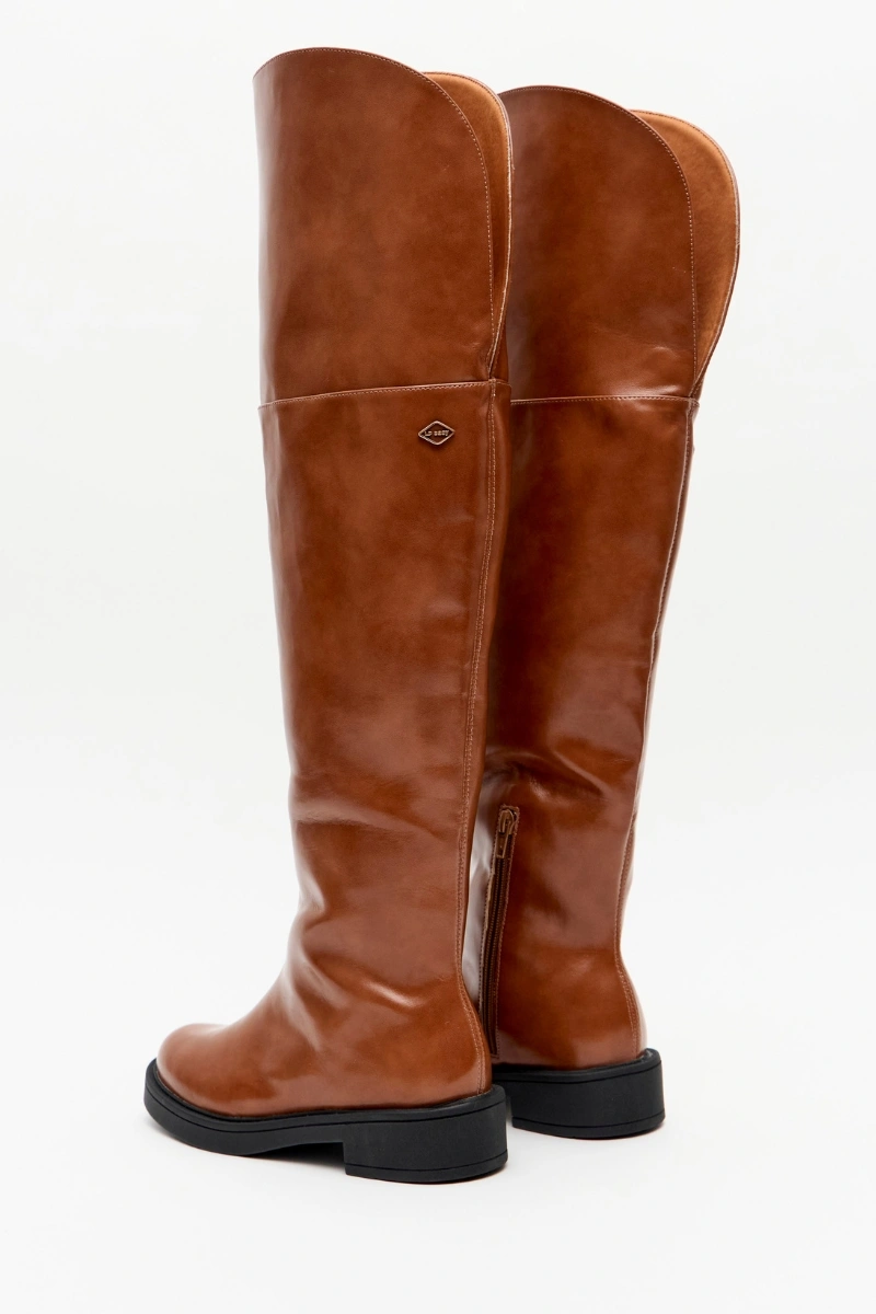 LANÇA PERFUME - Bota Cano Alto Com Metal Lança Perfume - 1170