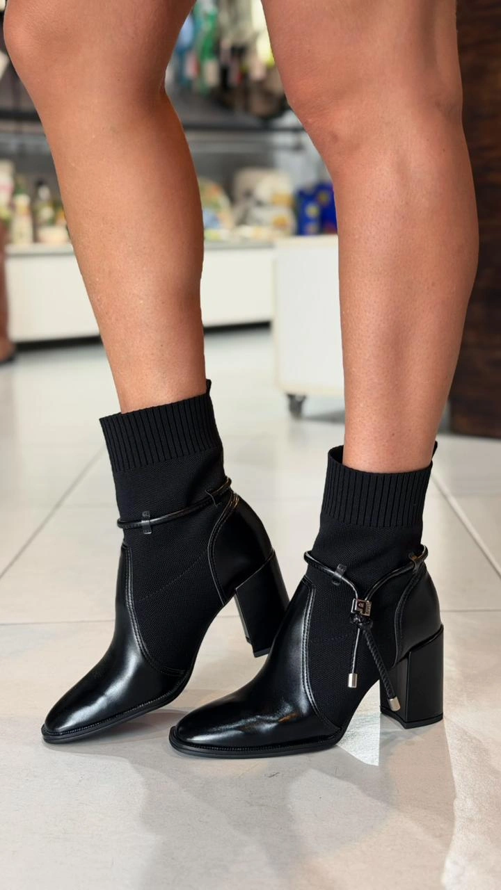 LANÇA PERFUME - Bota Salto Bloco Lança Perfume - 1176