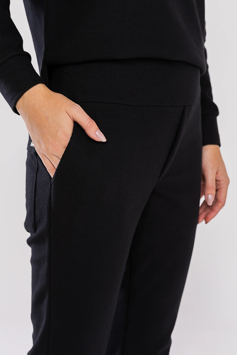 Hidrogênio - Stefany Black Jogger Pants with Cutouts - 20743001